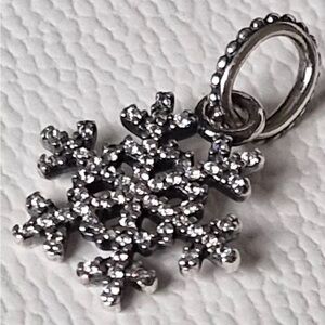 Pandora Winter Kiss Snowflake Pendant Charm 399354CZ -  Retired